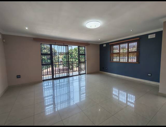 3 BEDROOM HOUSE FOR SALE IN FLAMINGO HEIGHTS